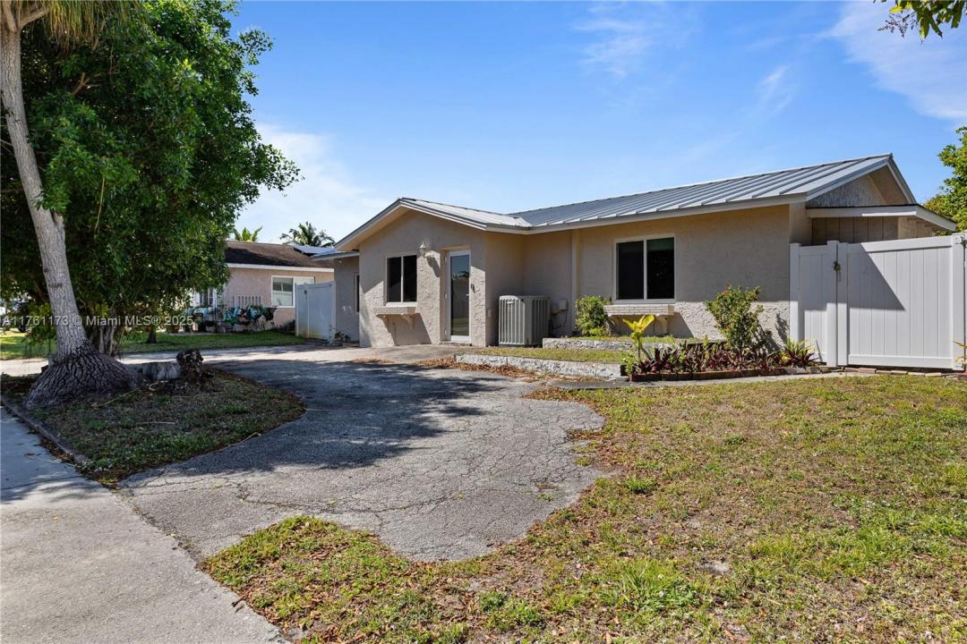 405 SW 73rd Ave, North Lauderdale, フロリダ 33068, アメリカ合衆国