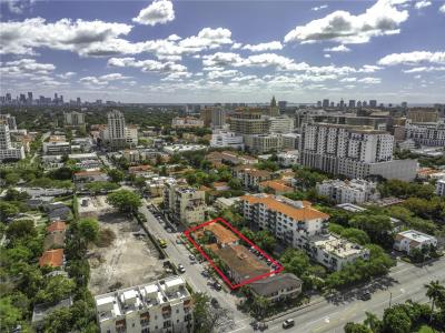 330 - 340 Madeira Ave, Coral Gables, Florida 33134, USA