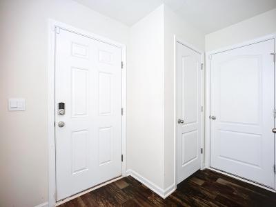 6093 Bucking Bronco Drive, Jacksonville, Florida 32234, USA