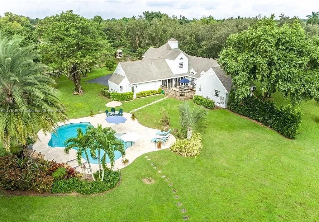 13500 SW 55th St a, Southwest Ranches, Florida 33330
