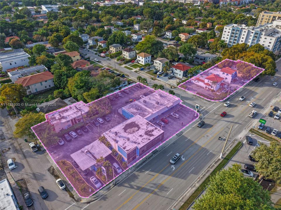2756 SW 37th Ave, Miami, Florida 33133