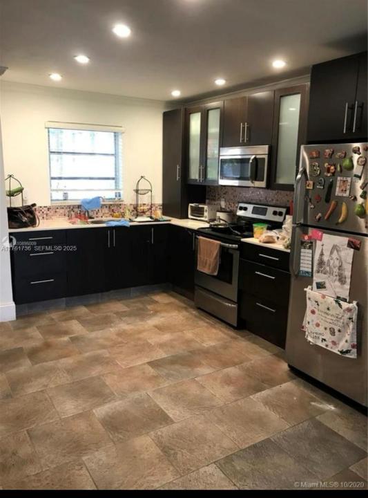 7344 SW 82nd St C113, Miami, Florida 33143, USA