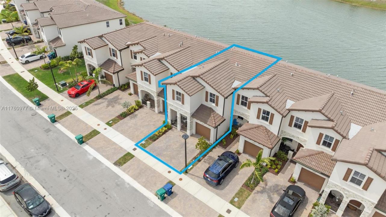 12824 NW 22nd Pl 12824, Miami, 佛罗里达州 33167, 美国