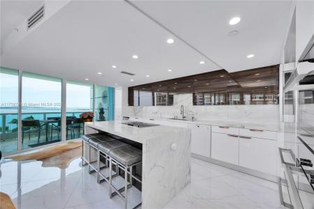 2127 Brickell Ave 801, Miami, Florida 33129, USA