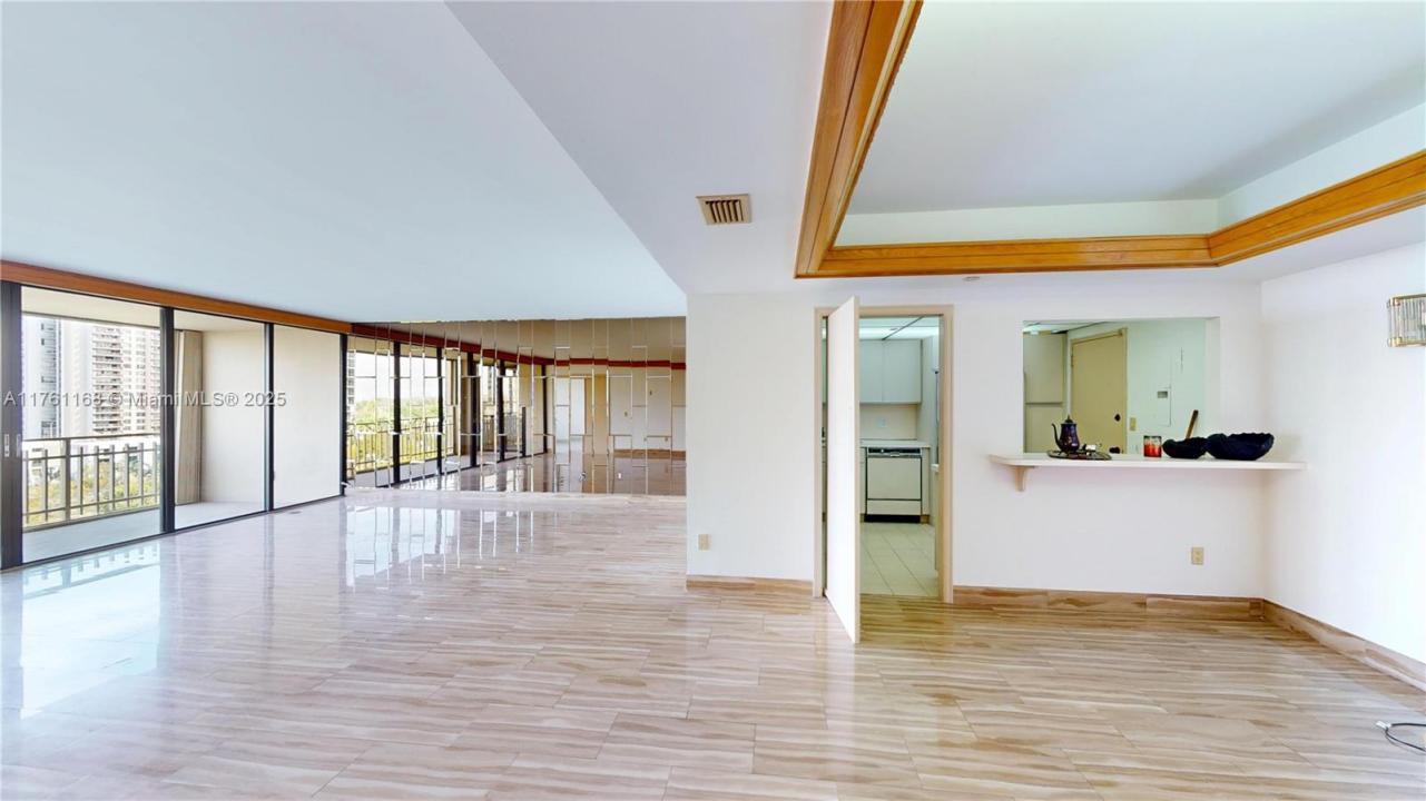 11113 Biscayne Blvd 756, Miami, Florida 33181, USA