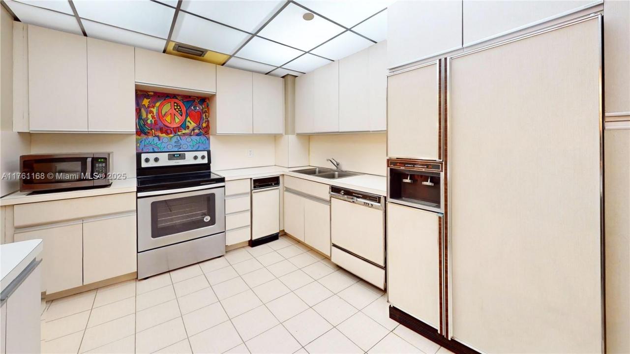 11113 Biscayne Blvd 756, Miami, Florida 33181, USA