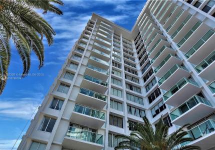 1000 West Ave 1201, Miami Beach, Florida 33139, USA