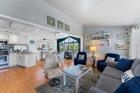 781 Nettles Blvd 781, Jensen Beach, Florida 34957, USA