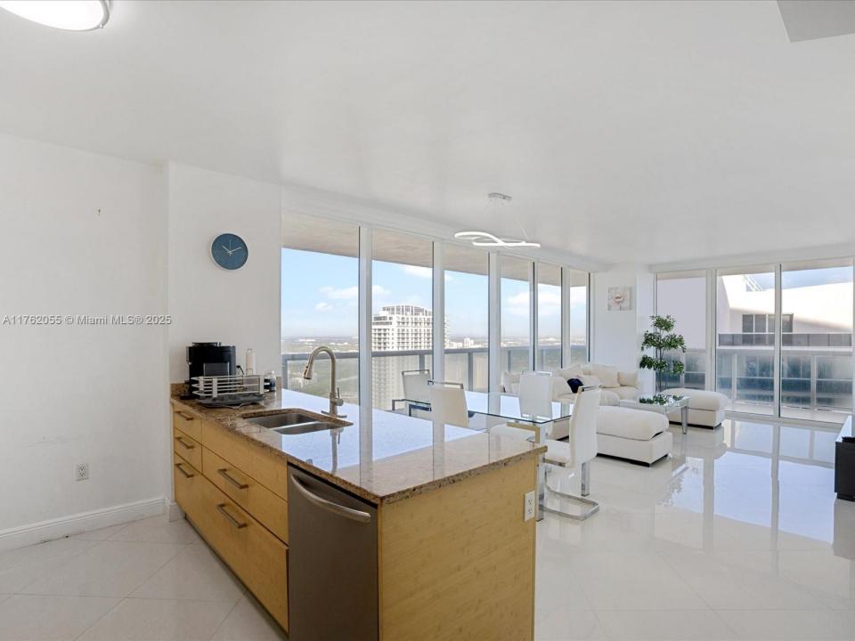 1830 S Ocean Dr 4508, Hallandale Beach, Florida 33009