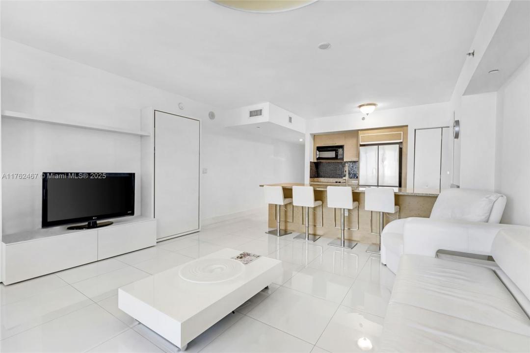 1830 S Ocean Dr 2609, Hallandale Beach, Florida 33009