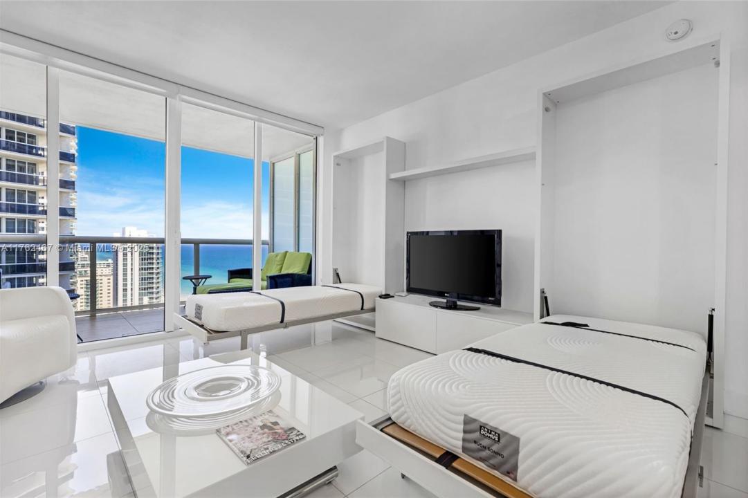 1830 S Ocean Dr 2609, Hallandale Beach, Florida 33009