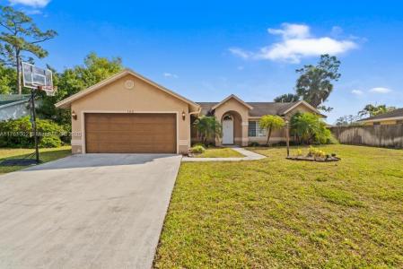 155 Kings Way, Royal Palm Beach, 佛羅里達州 33411, 美國