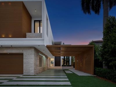 94 S Hibiscus Dr, Miami Beach, Florida 33139