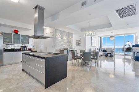 18201 Collins Ave 4404, Sunny Isles Beach, Florida 33160, USA