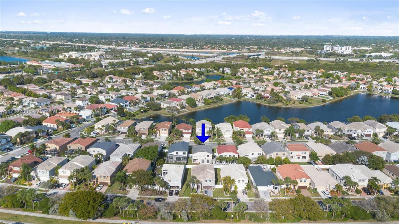 1560 NW 159th Ave, Pembroke Pines, Florida 33028