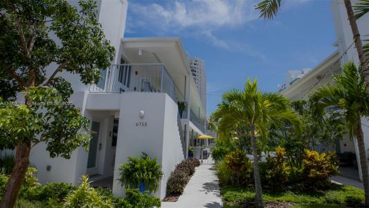 Miami Beach, Florida 33140, USA
