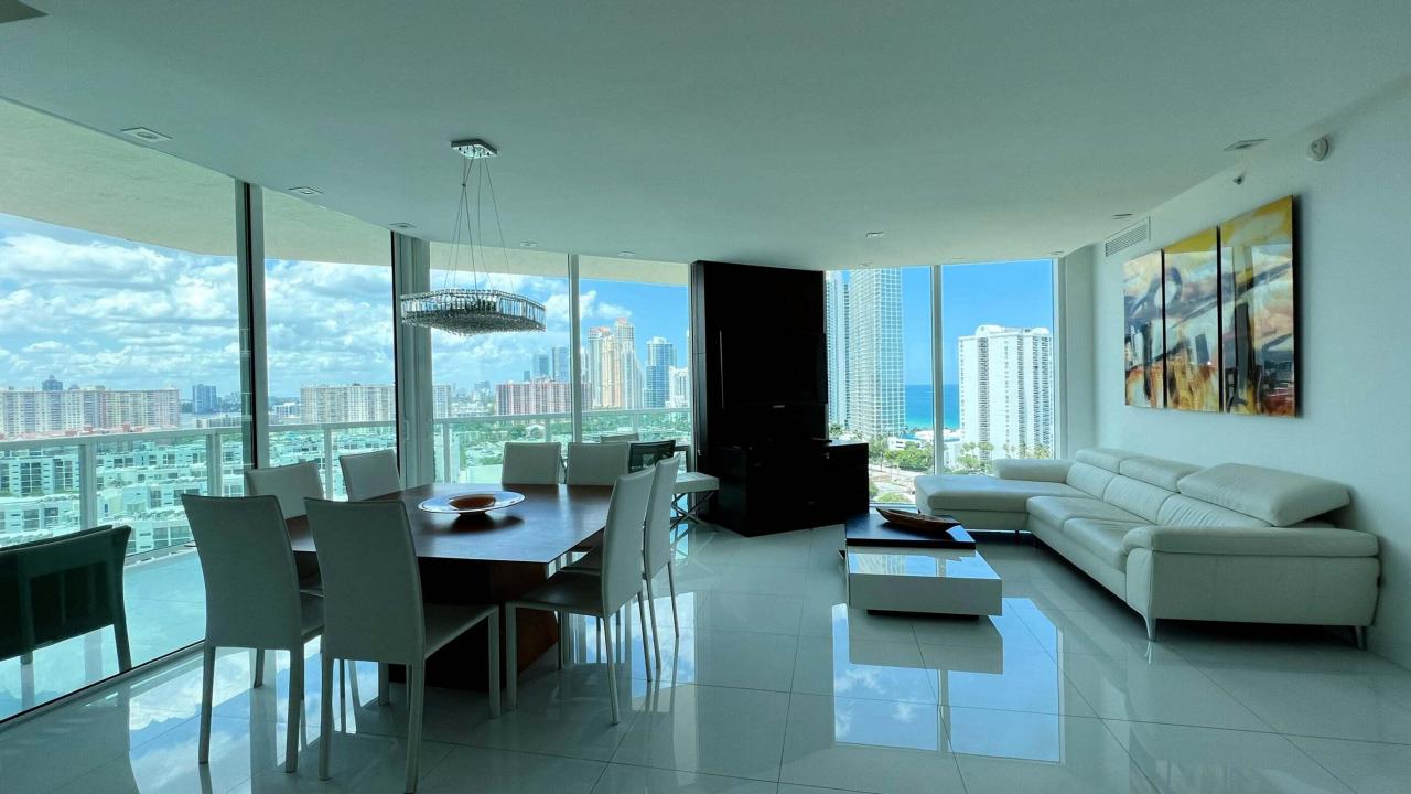 250 Sunny Isles Boulevard 3-Ph1, Sunny Isles Beach, Florida 33160, Estados Unidos
