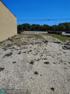 N 1829 Dixie Hwy, Pompano Beach, Florida 33060, Stati Uniti