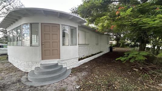 205 Seaman Ave, Opa-Locka, Florida 33054, Stati Uniti