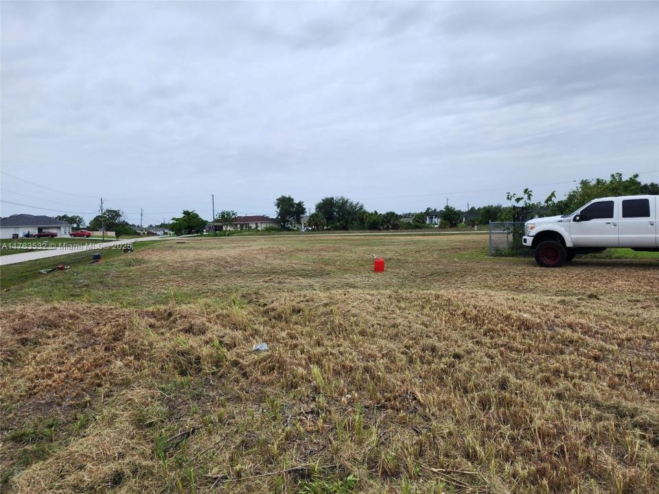 3809 24th ST W, Lehigh Acres, フロリダ 33971, アメリカ合衆国
