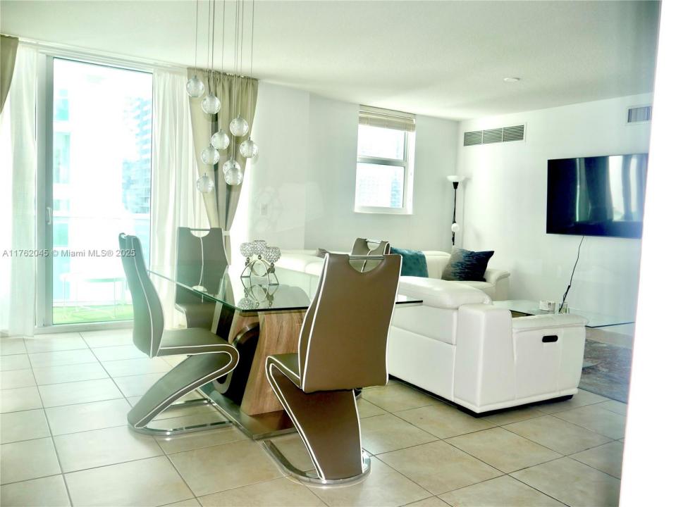 31 SE 5th St 2611, Miami, Florida 33131, Stati Uniti
