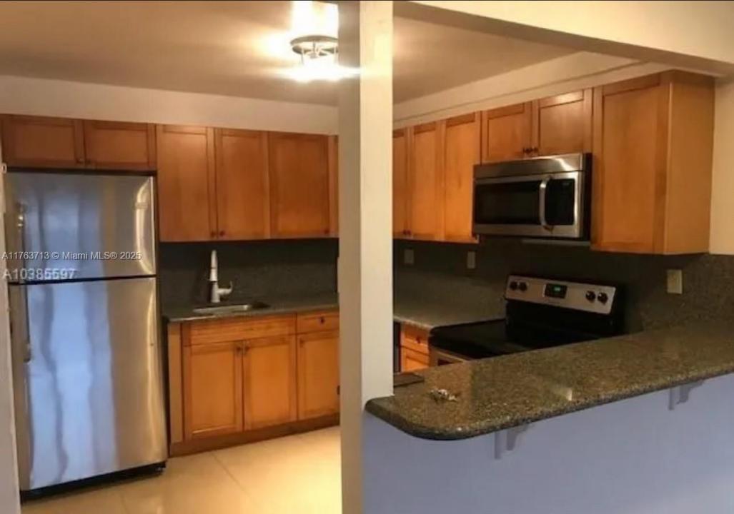 1220 71st St 35, Miami Beach, Florida 33141