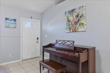 1405 SW 9 Ave, Cape Coral, Florida 33991, USA