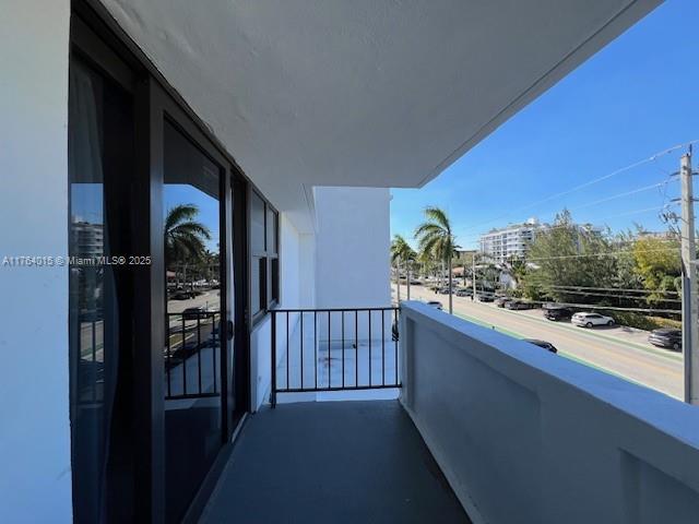 10101 E Bay Harbor Dr 301, Bay Harbor Islands, Florida 33154, Estados Unidos