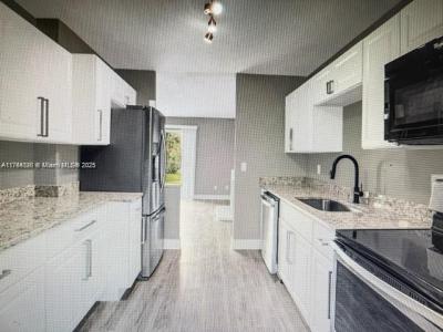 2357 Tom Jones 1, Orlando, Floryda 32839, USA
