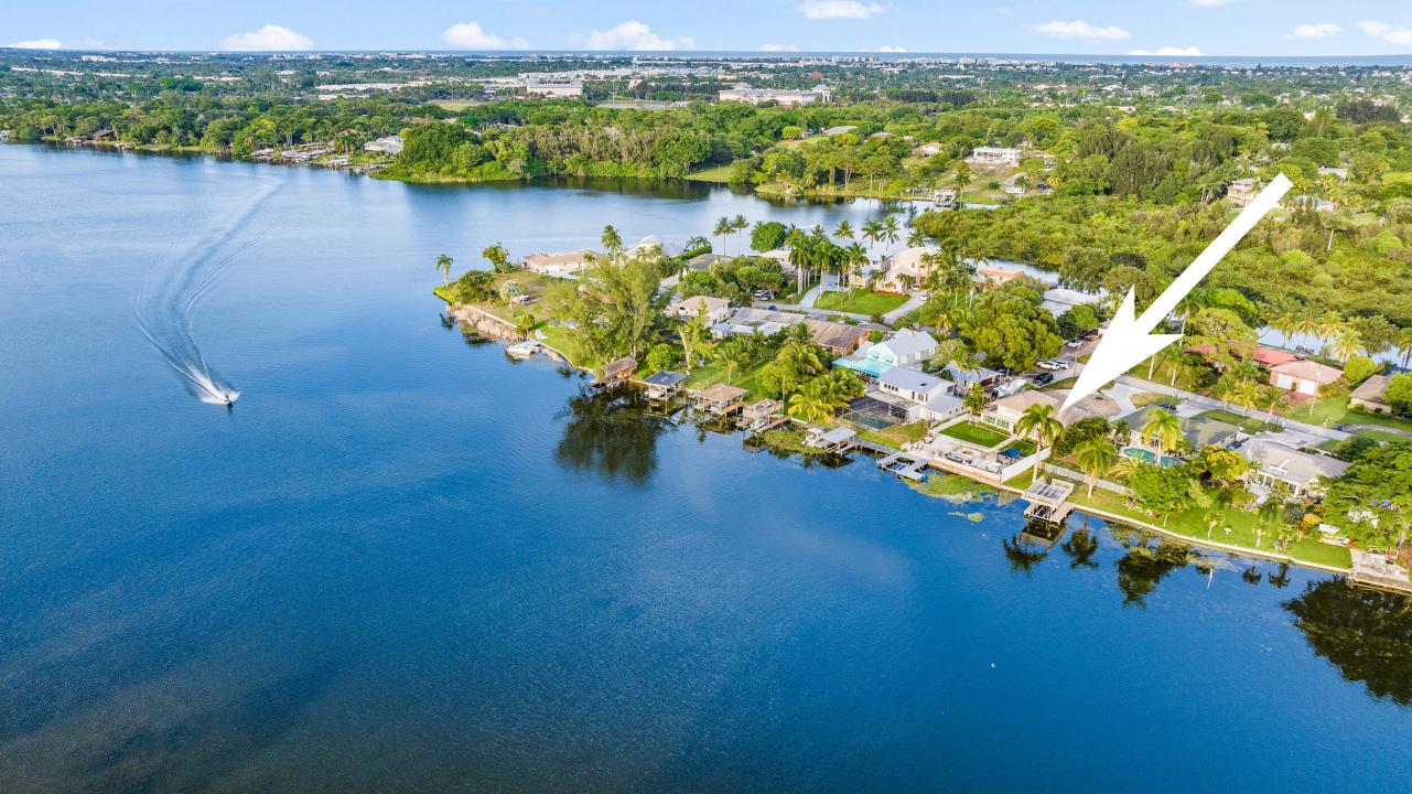 6613 Paul Mar Drive, Lantana, Florida 33462, USA