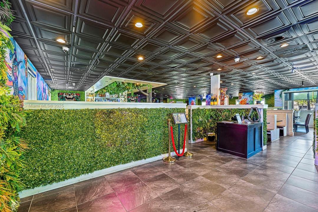 650 Riverside Dr, Coral Springs, Florida 33071