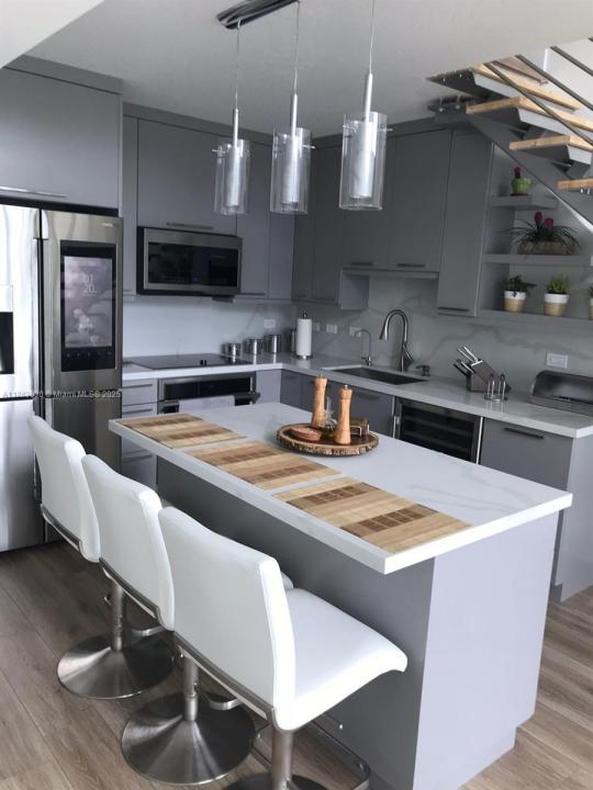 41 SE 5th St 2212, Miami, Florida 33131, Stati Uniti