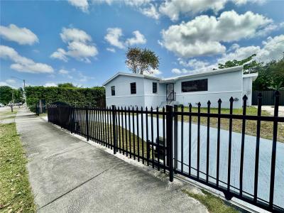 Miami, Florida 33155, USA