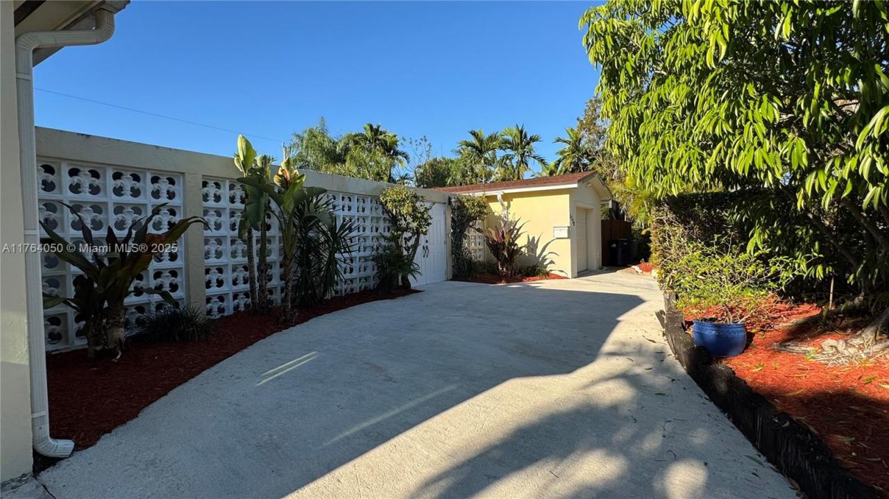 8720 SW 192nd Ter, Cutler Bay, Florida 33157, Stati Uniti