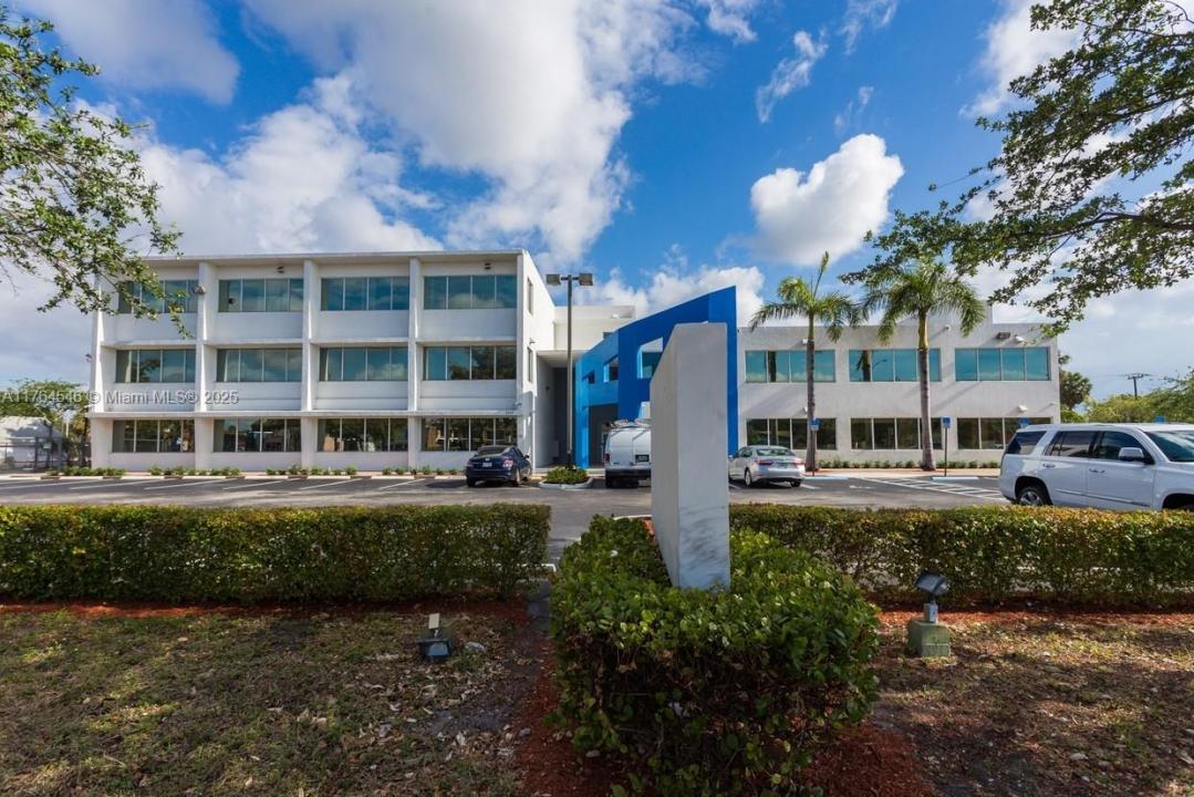 3521 W Broward Blvd 208, Lauderhill, フロリダ 33312, アメリカ合衆国