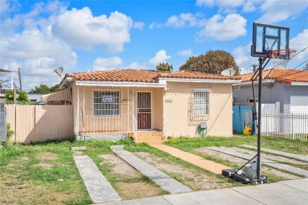 3025 NW 18th St, Miami, Florida 33125, USA