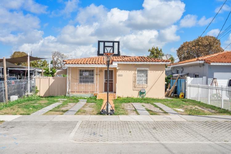 3025 NW 18th St, Miami, פלורידה 33125, ארצות הברית של אמריקה