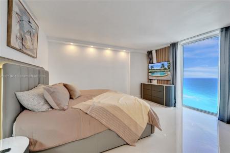 4001 S Ocean Dr 16P, Hollywood, Florida 33019, USA