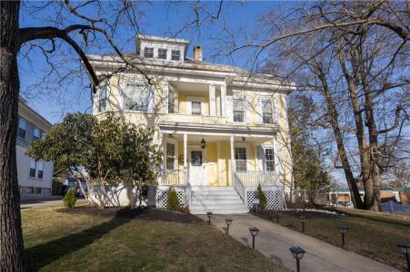70 Woodland Road, Woonsocket, RI 02895, USA