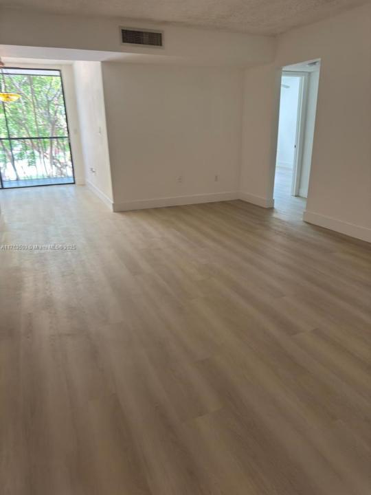 8520 SW 133rd Ave Rd 302, Miami, Florida 33183, Estados Unidos
