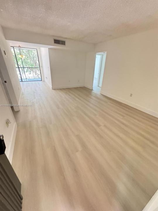 8520 SW 133rd Ave Rd 302, Miami, Florida 33183, Estados Unidos