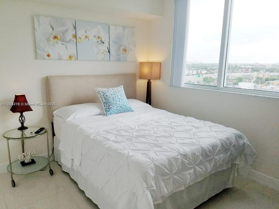1871 NW S River Dr 1205, Miami, Florida 33125, Amerika Birleşik Devletleri