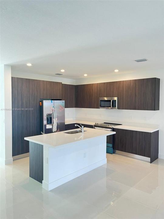 15771 SW 136th Ter 15771, Miami, فلوريدا 33196, الولايات المتحدة