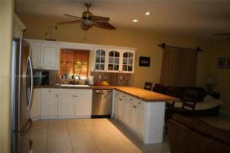 6 Fishermans Trl, Key Largo, Florida 33037, USA