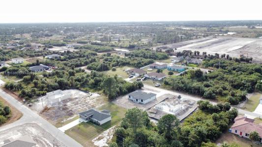 728 Cahn St E, Lehigh Acres, Florida 33974, USA