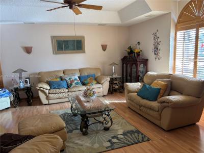 5145 NW 75th Ave, Lauderhill, Florida 33319, USA