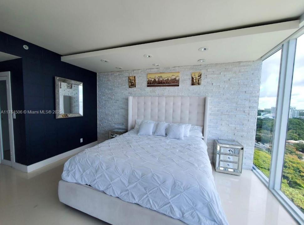 601 NE 36th St 1310, Miami, Florida 33137, Stati Uniti
