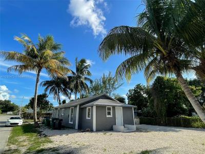 900 NW 80th St, Miami, Florida 33150, USA