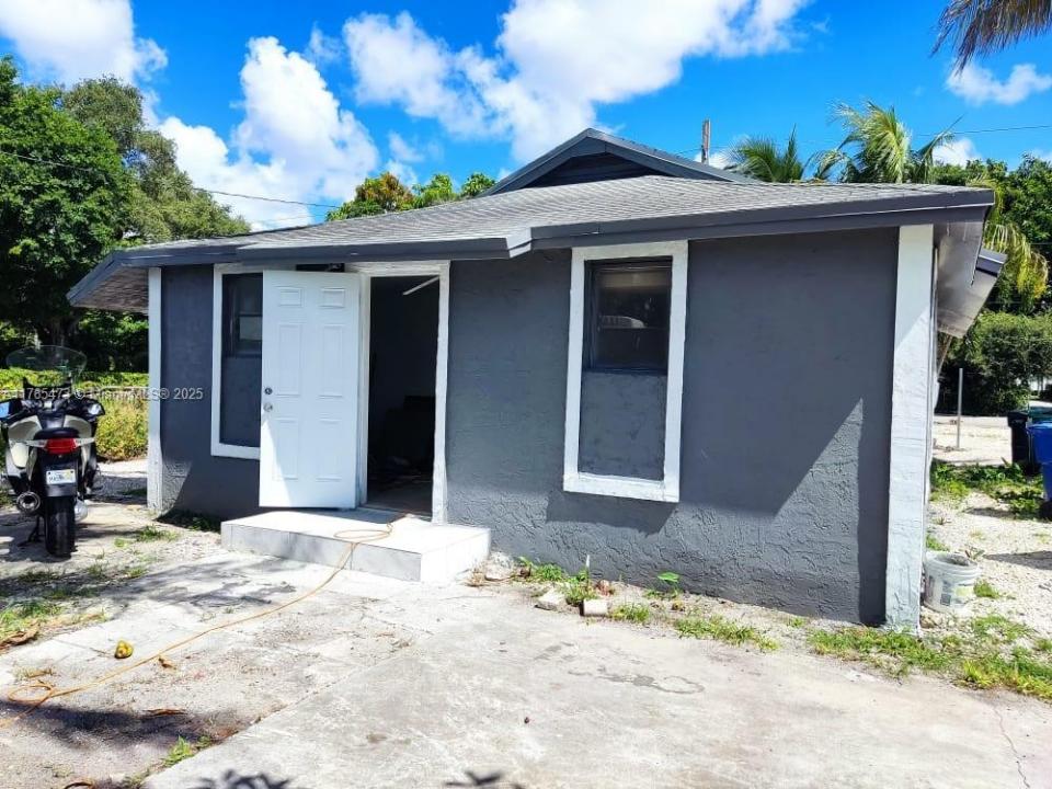 900 NW 80th St, Miami, Florida 33150, Stati Uniti