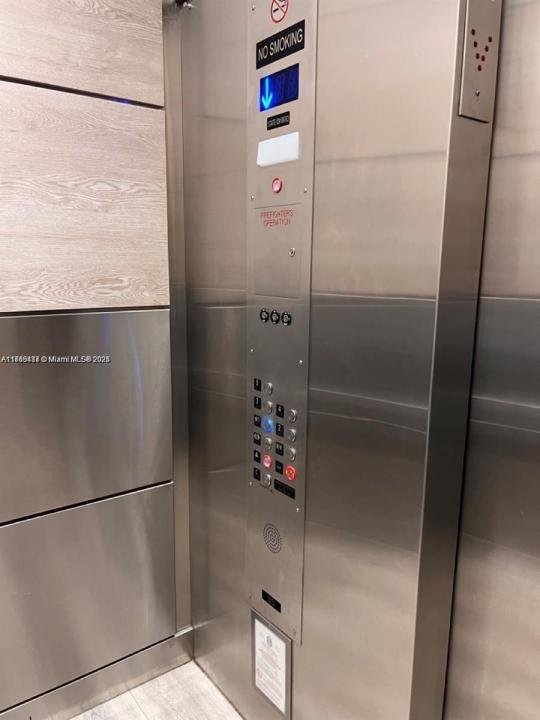 8343 Lake Dr 207, Doral, Florida 33166, HOA KỲ